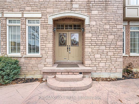 4th image of 2 Sequoia Rd