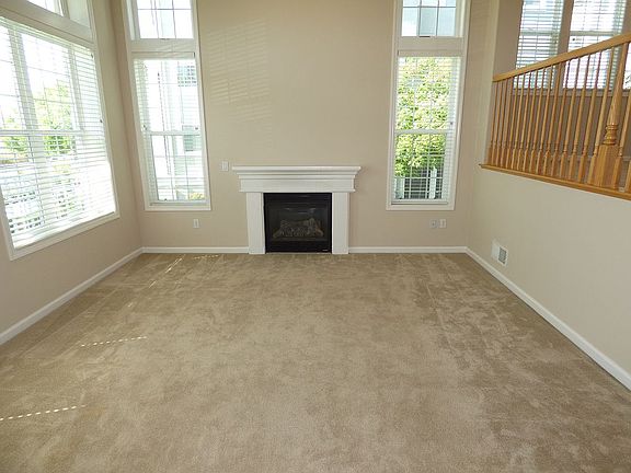 3rd image of 4499 Brannigan St
