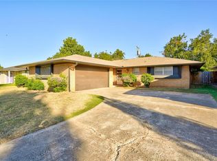 7601 NW 25th St, Bethany, OK 73008