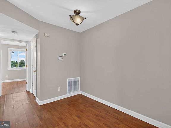 5th image of 713 Brandywine St SE APT 203