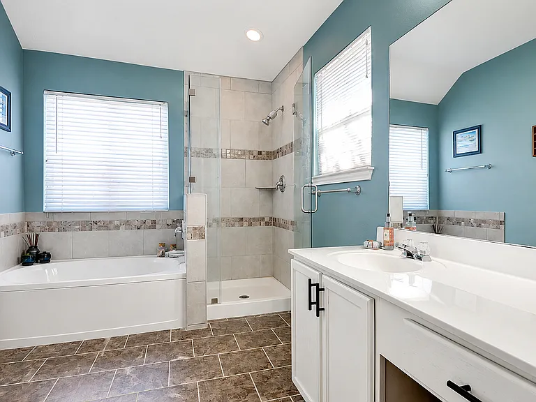 1060 Maltese Ln — Photo 20