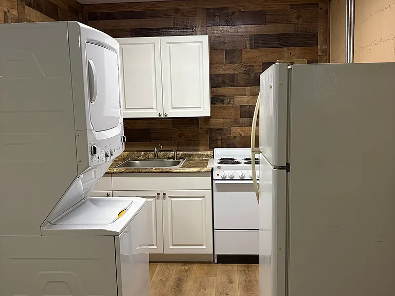 66 S Central Ave #1 — Photo 1
