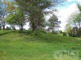 9853 King Rd, Davisburg, MI 48350