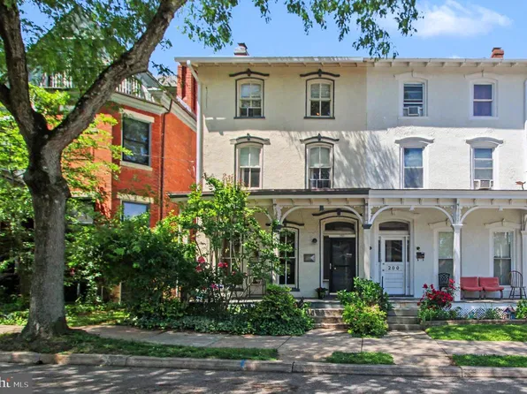 202 S Main St, Phoenixville, PA 19460