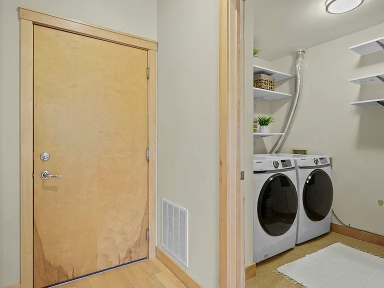 1037 Williamson St #107 — Photo 15