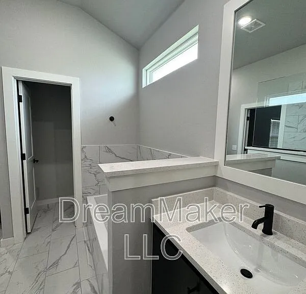 764 Apple Blossom Way — Photo 10