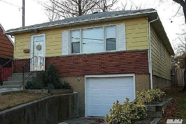1st image of 560 Nassau Blvd