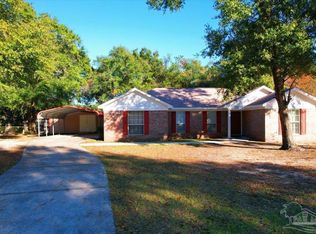 5540 Polaris Dr, Milton, FL 32570