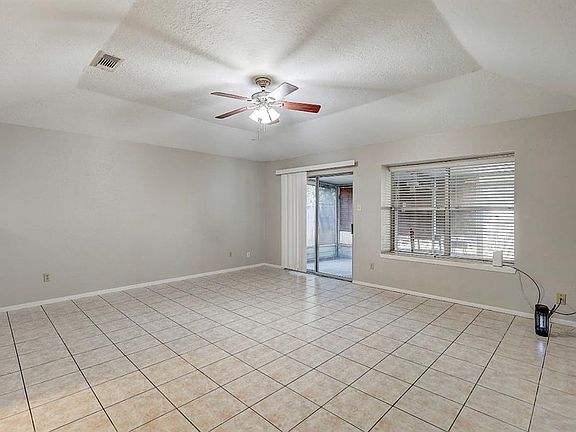3rd image of 4907 Quail Hollow Drive