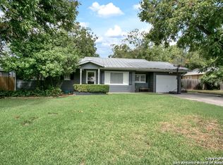 867 Josephine St, New Braunfels, TX 78130