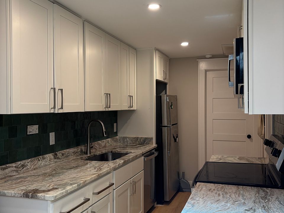 1st image of 307 S Broad St #1