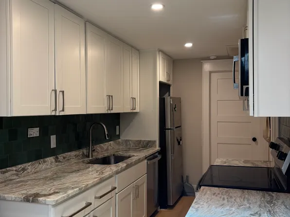 307 S Broad St, Edenton, NC