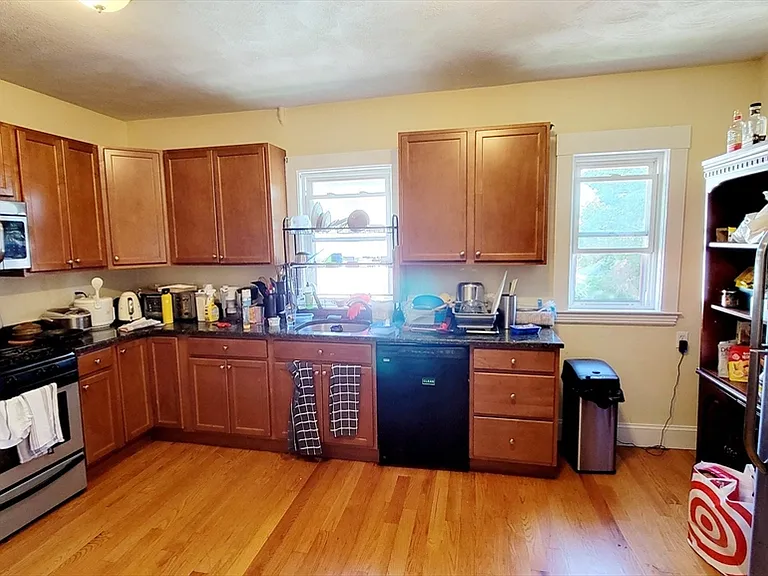 34 George St #2 — Photo 1