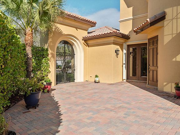 2nd image of 12066 NW 78th Place