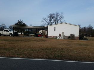 1579 Red Hill Rd, Mount Olive, NC 28365