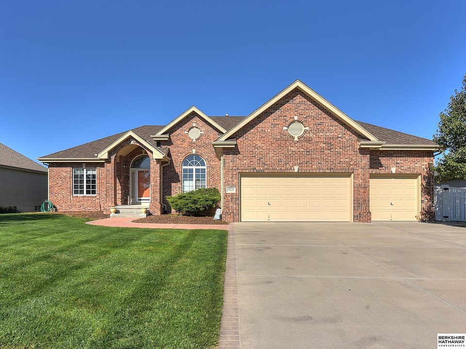 1st image of 6810 Greyson Dr