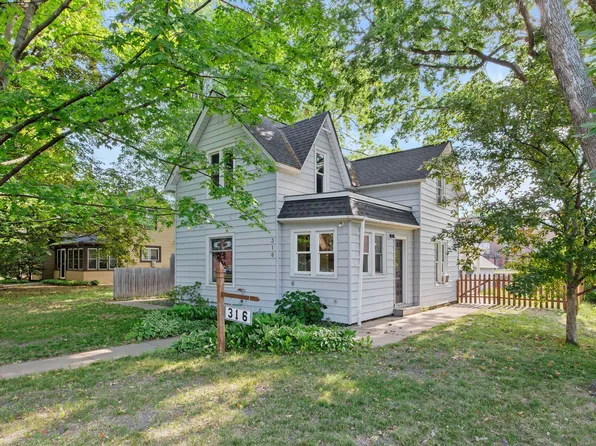 316 River St N, Delano, MN 55328