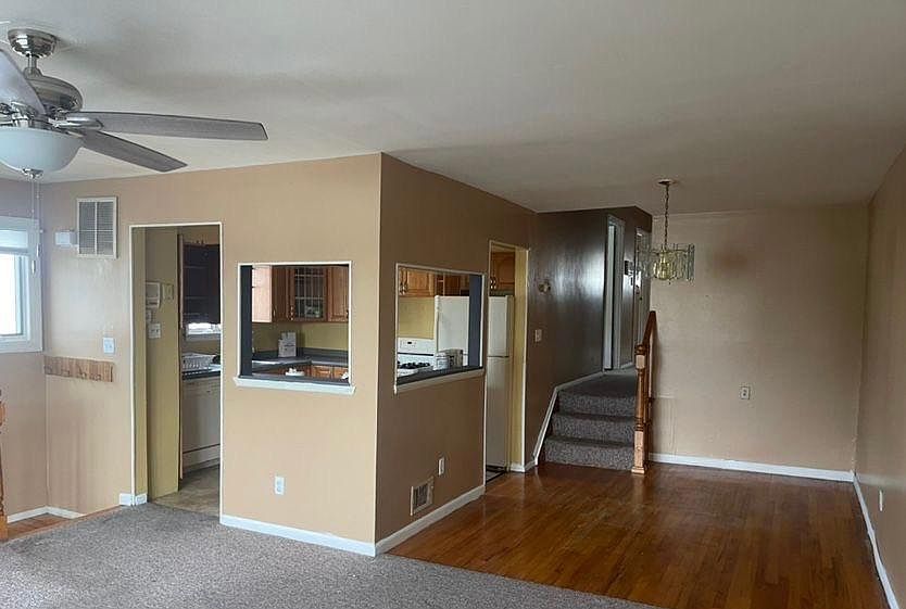 1st image of 53 Berry Ave Floor 2
