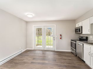 23753 Red Arrow Hwy APT 5, Mattawan, MI 49071