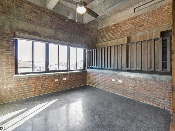 4th image of 225-239 McWhorter St Unit 211