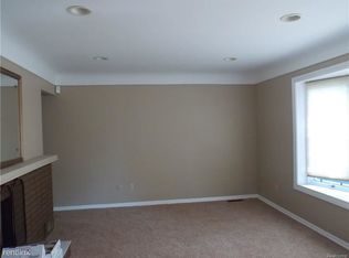 7315 Katrin Dr, West Bloomfield, MI 48322