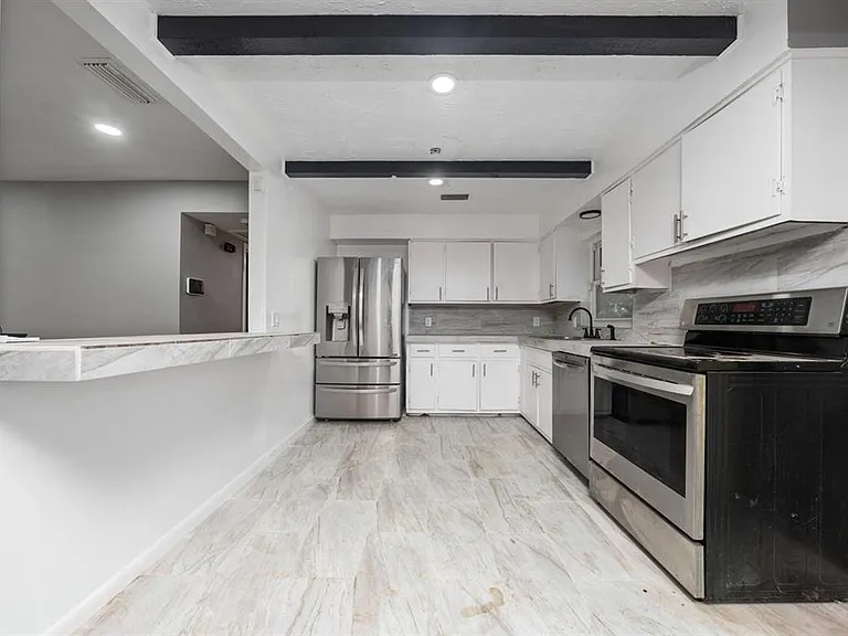 6531 Hill Top Rd — Photo 5