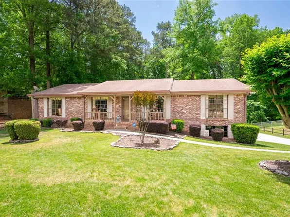 655 Stone Harbor Pkwy SW, Marietta, GA 30060