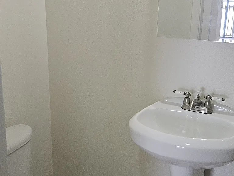 8822 Bay Pointe Dr #F203 — Photo 12