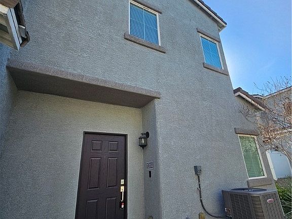 3rd image of 4465 Violet Flowers St Unit 1014
