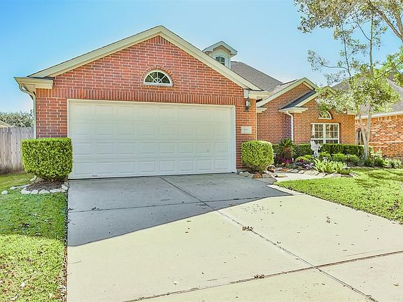 2nd image of 10918 Tattershall Ln