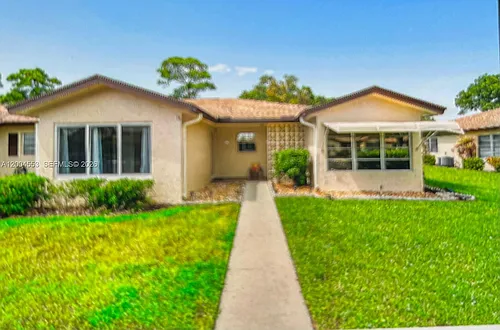 13990 Nesting Way #C Photo 1