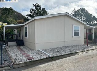 176 Harbor Dr, Daly City, CA 94014