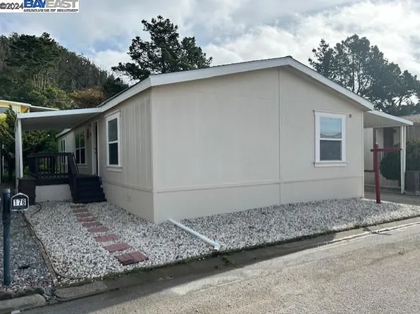 176 Harbor Dr, Daly City, CA 94014