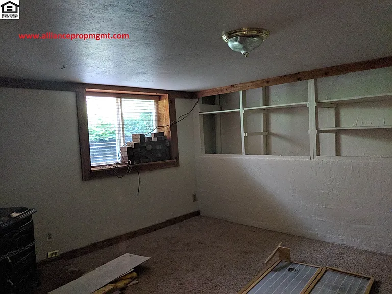 411 S 14th Ave — Photo 12