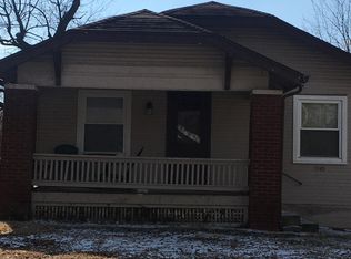 1140 E Meadowmere St, Springfield, MO 65807