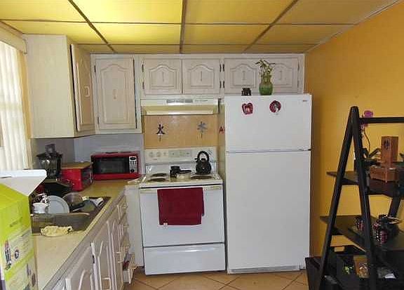 3rd image of 9351 Fontainebleau Blvd APT B223