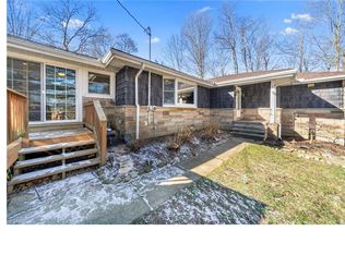 171 Center Rd, Hinckley, OH 44233