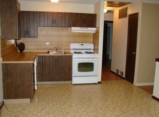 5412 Hyannis Port Rd, High Ridge, MO 63049