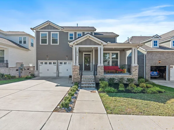 1056 Pebble Run Rd, Hendersonville, TN 37075