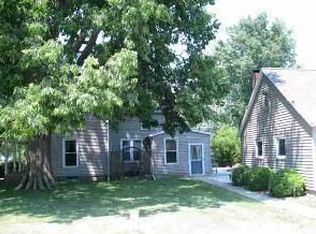 410 S Washington St, Hudson, IL 61748