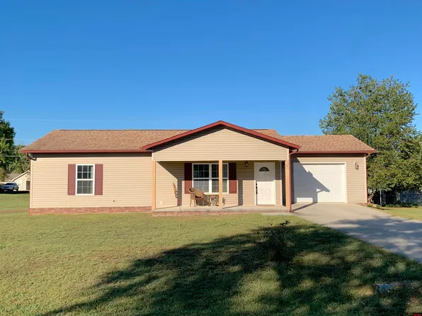 526 Melanie Dr, Gassville, AR 72635