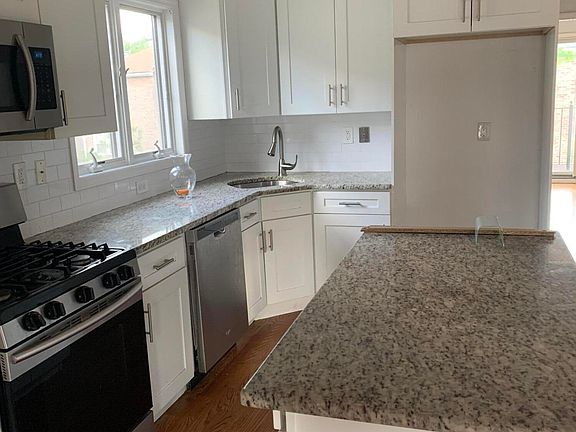 3rd image of 226 Seaview Ave #1B