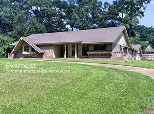 37 Crossgates Dr, Brandon, MS 39042