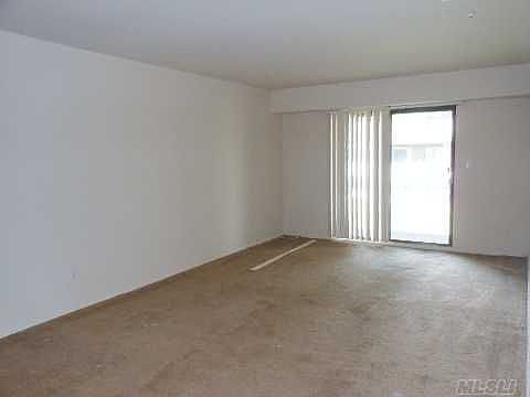 5th image of 205 Tudor Ln