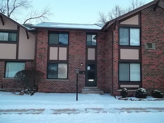 1st image of 18W104 Standish Ln