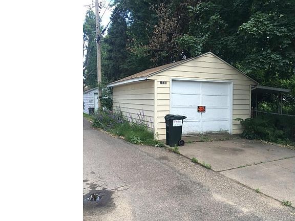 4th image of 1731 Nevada Ave E