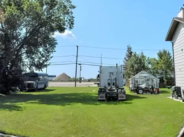 12 Shannon Crescent, Lanigan, SK S0K 2M0