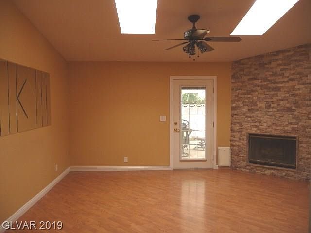 1st image of 3872 Cirrus Ave