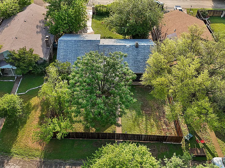 1711 Old Mill Rd — Photo 5