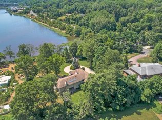 364 E Shore Rd, Great Neck, NY 11023